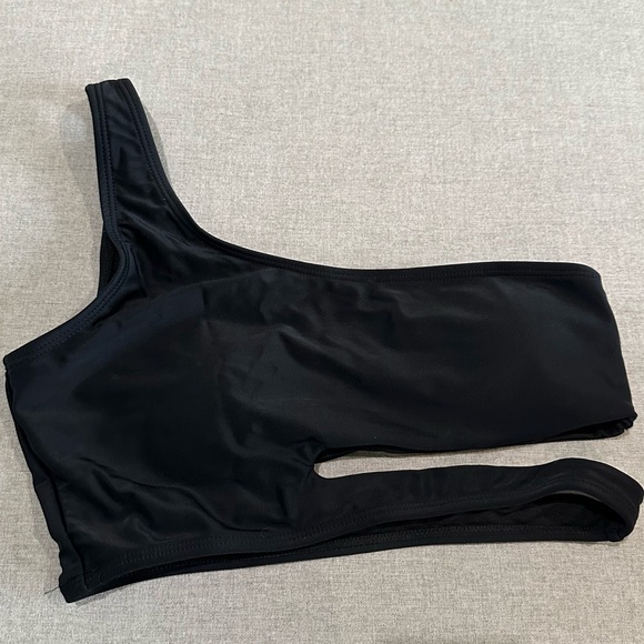 One shoulder cutout bikini top - Picture 2 of 3